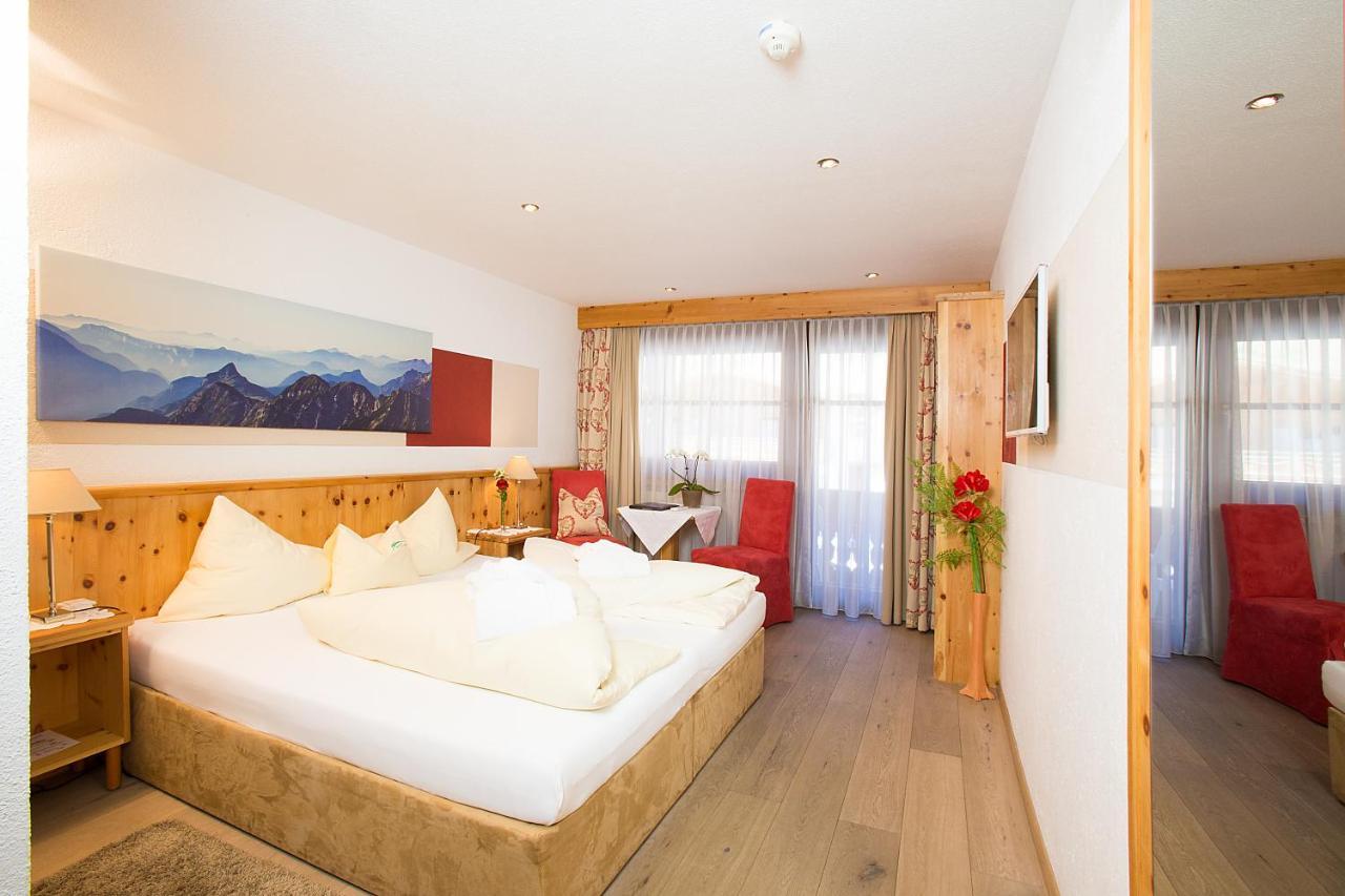 Hotel Hubertus Inkl Summer Card Sölden Exteriör bild