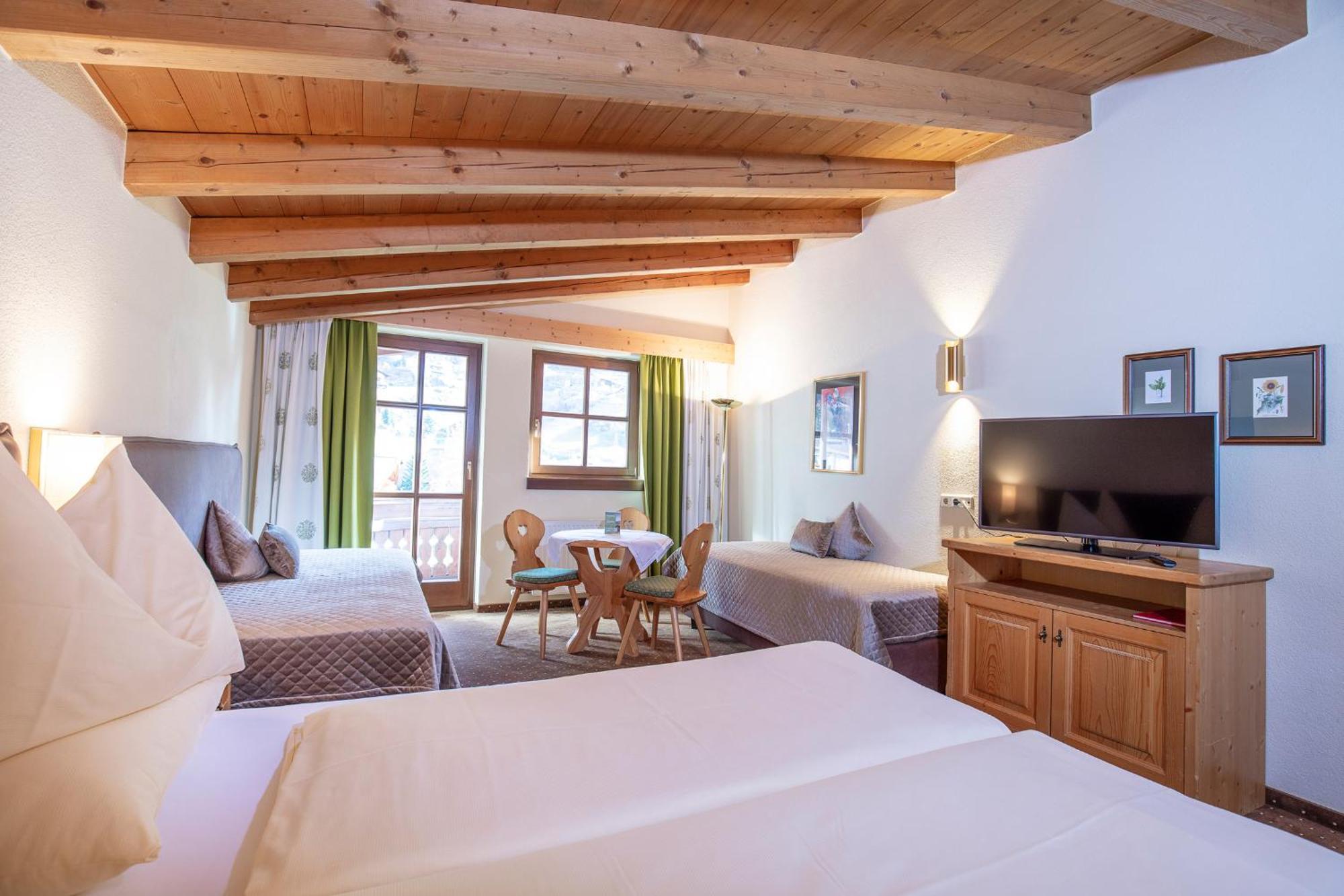 Hotel Hubertus Inkl Summer Card Sölden Exteriör bild